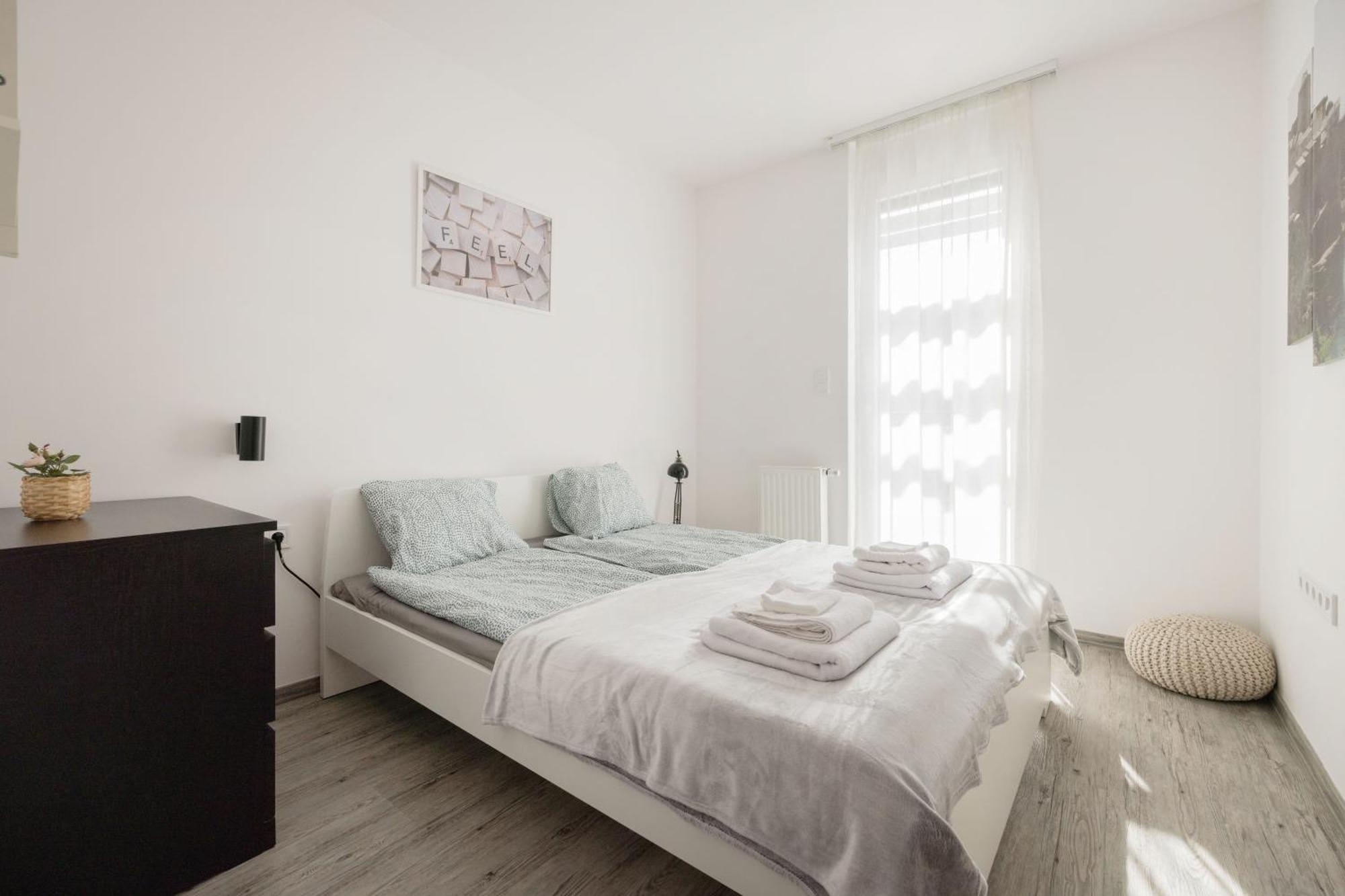 Apartment Bright Floor With Parking *